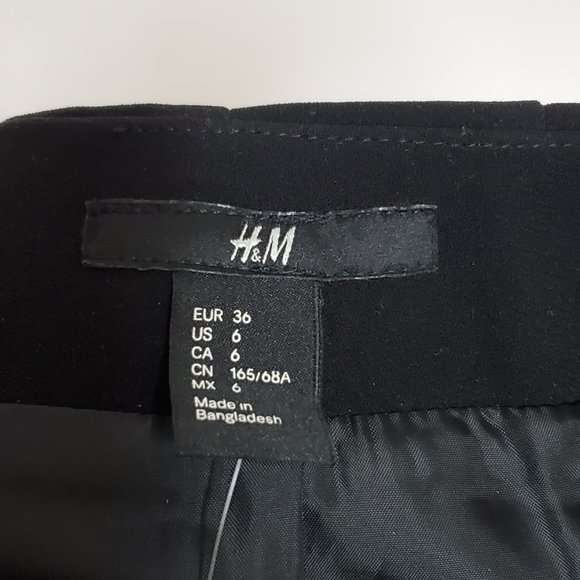 H&M Mini Skirt - Picture 6 of 8